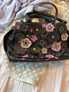 (Category: ) located in . Submitted by clearstuff2020 (Listing ID 1386884358, Image 1). Description: .