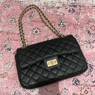 (Kategori: ) berada di . Dikirim oleh syafienaraisa (ID iklan 1386885159, Gambar 1). Deskripsi: .