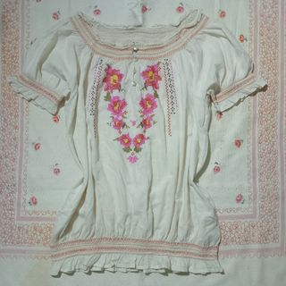 (Kategori: ) berada di . Dikirim oleh fleuryyy (ID iklan 1386891467, Gambar 1). Deskripsi: .