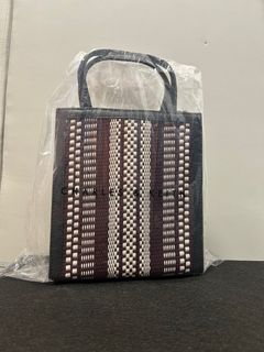 （分類：）位於 。 由 haileychan789 提交（商品編號 1386922443，圖片 1）。簡介： 。