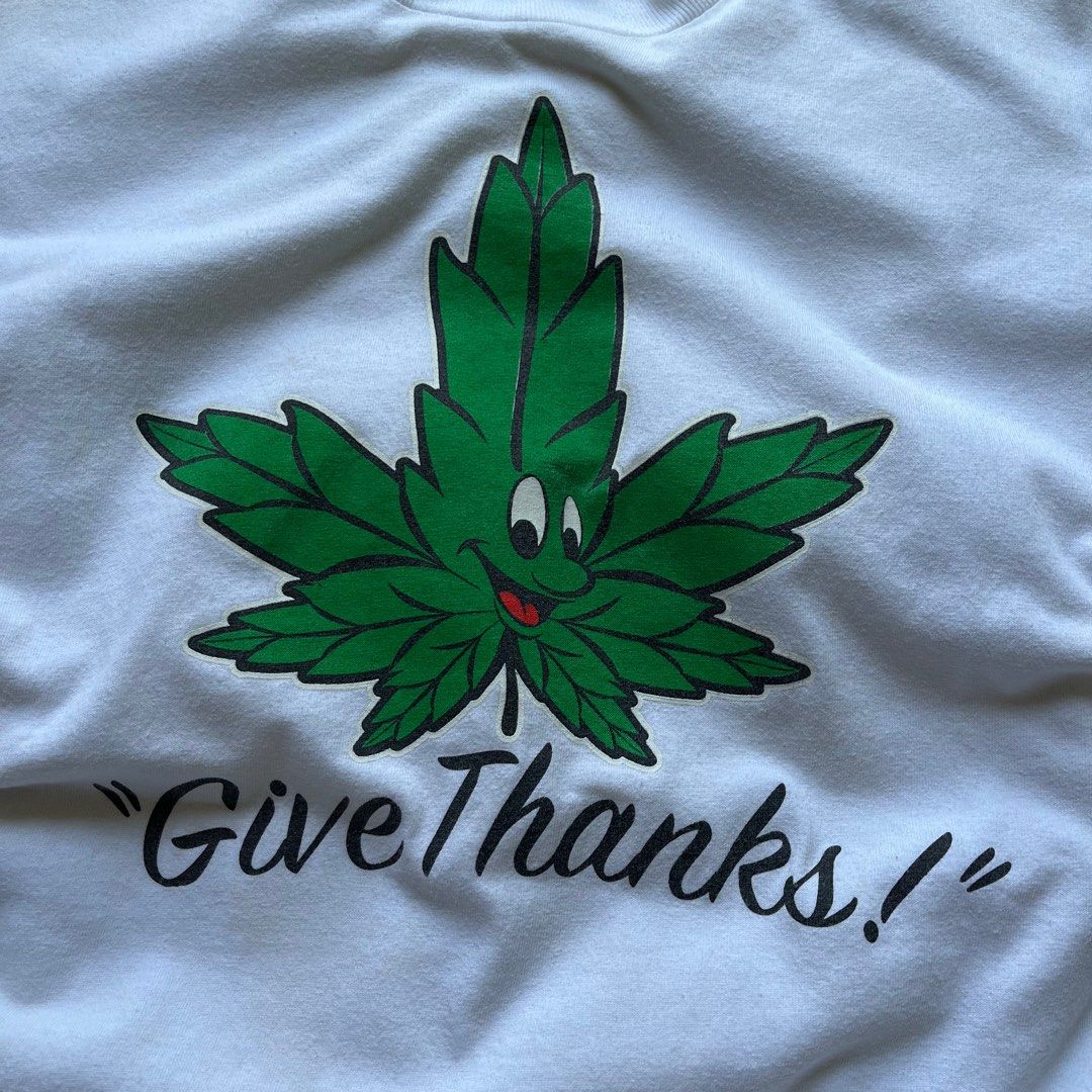 Give Thanks T Shirt (Category: Tshirts & Polo Shirts ) located in Baao. Submitted by plainclothesdept (Listing ID 1386917053, Image 3). Description: give thanks! width - 20 in. length - 29 in. needs wash P650.