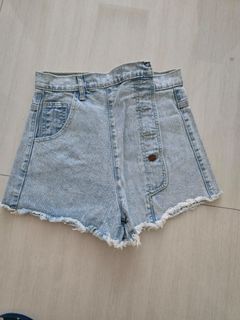 (Kategori: ) berada di . Dikirim oleh clothingsby (ID iklan 1386885100, Gambar 1). Deskripsi: .
