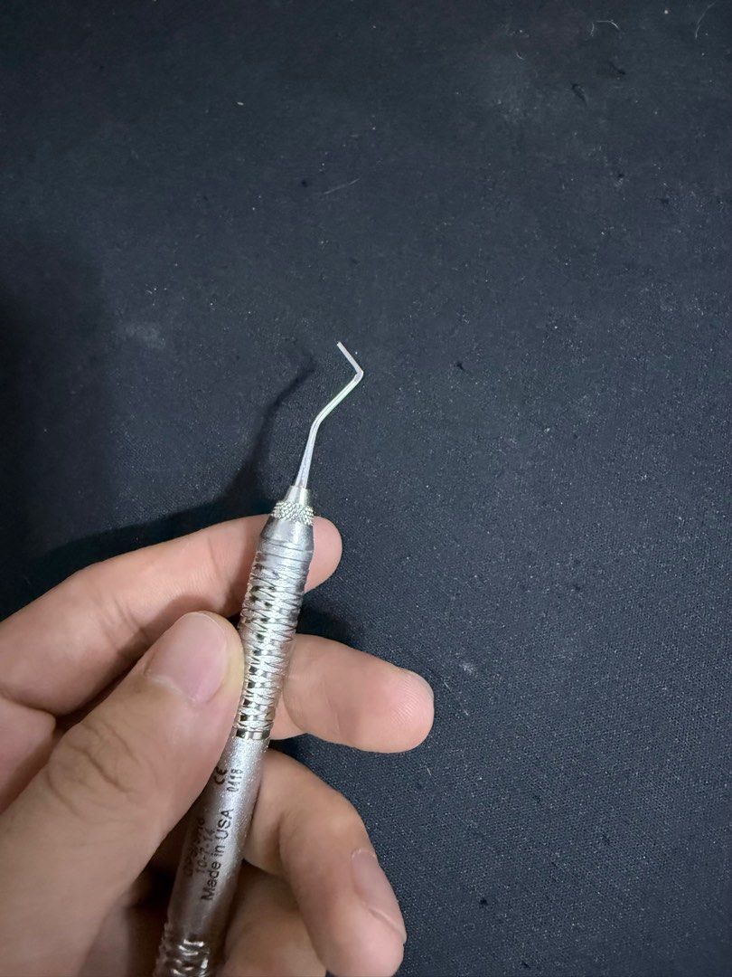 Hu Friedy Hatchet (Category: Medical Supplies & Tools) located in Caloocan City. Submitted by ian.scache (Listing ID 1386786651, Image 3). Description: Hu Friedy Hatchet - Good as new RFS: Hindi na need .