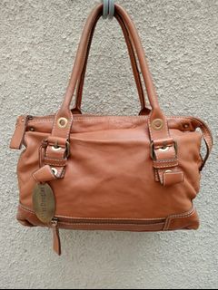 (Kategori: ) berada di . Dikirim oleh lemari_pippy (ID iklan 1386867124, Gambar 1). Deskripsi: .