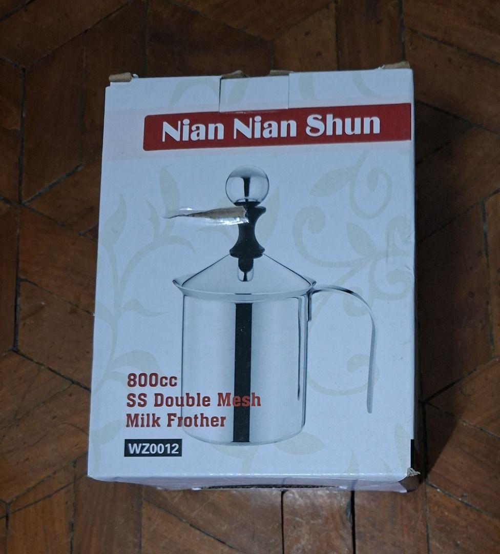 Manual Milk Frother 800ml (Category: Coffee & Tea Tableware) located in Manila. Submitted by synchrofusion (Listing ID 1386858757, Image 1). Description: stainless steel manual milk frother double mesh 800ml 1pc stock only rfs: too large capacity for one coffee drinker ----- Shipping fee is shouldered by the buyer Shipping by J&T only. Payment via Gcash..