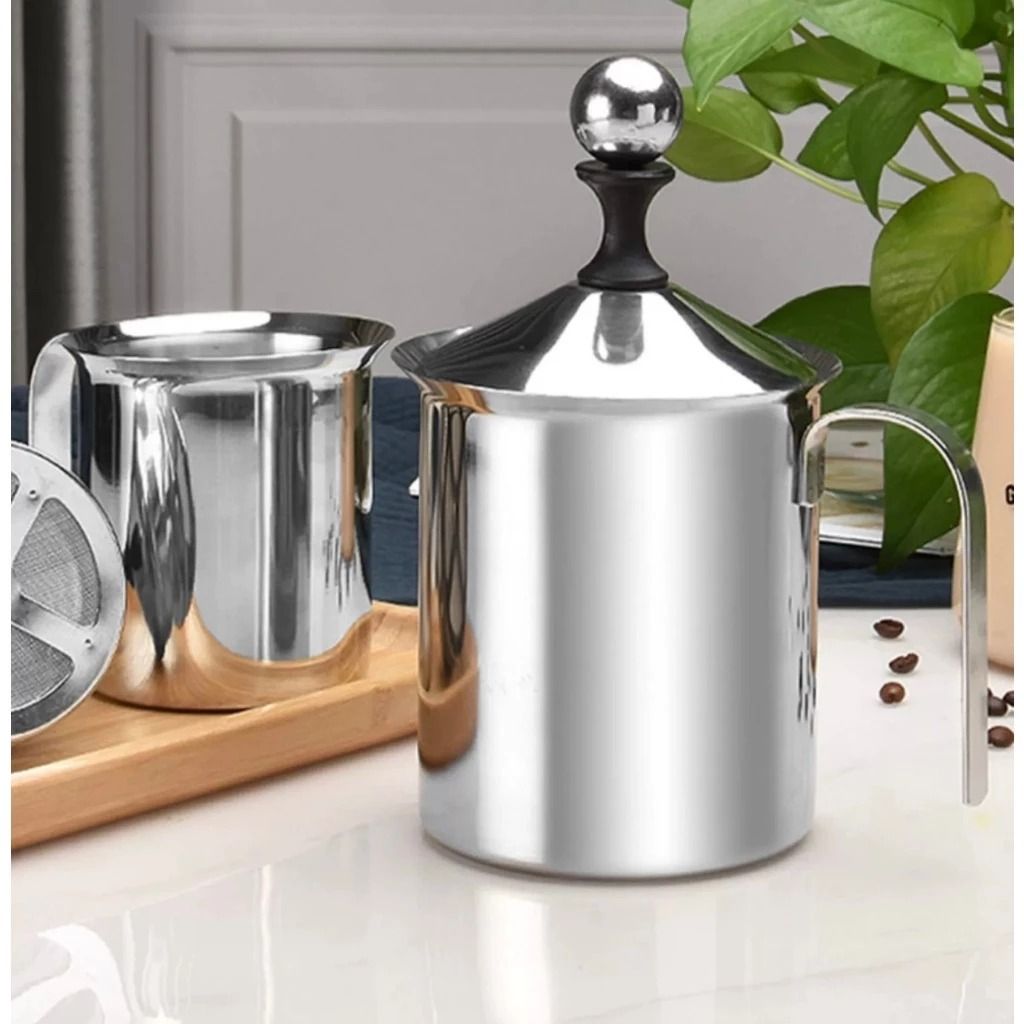 Manual Milk Frother 800ml (Category: Coffee & Tea Tableware) located in Manila. Submitted by synchrofusion (Listing ID 1386858757, Image 2). Description: stainless steel manual milk frother double mesh 800ml 1pc stock only rfs: too large capacity for one coffee drinker ----- Shipping fee is shouldered by the buyer Shipping by J&T only. Payment via Gcash..