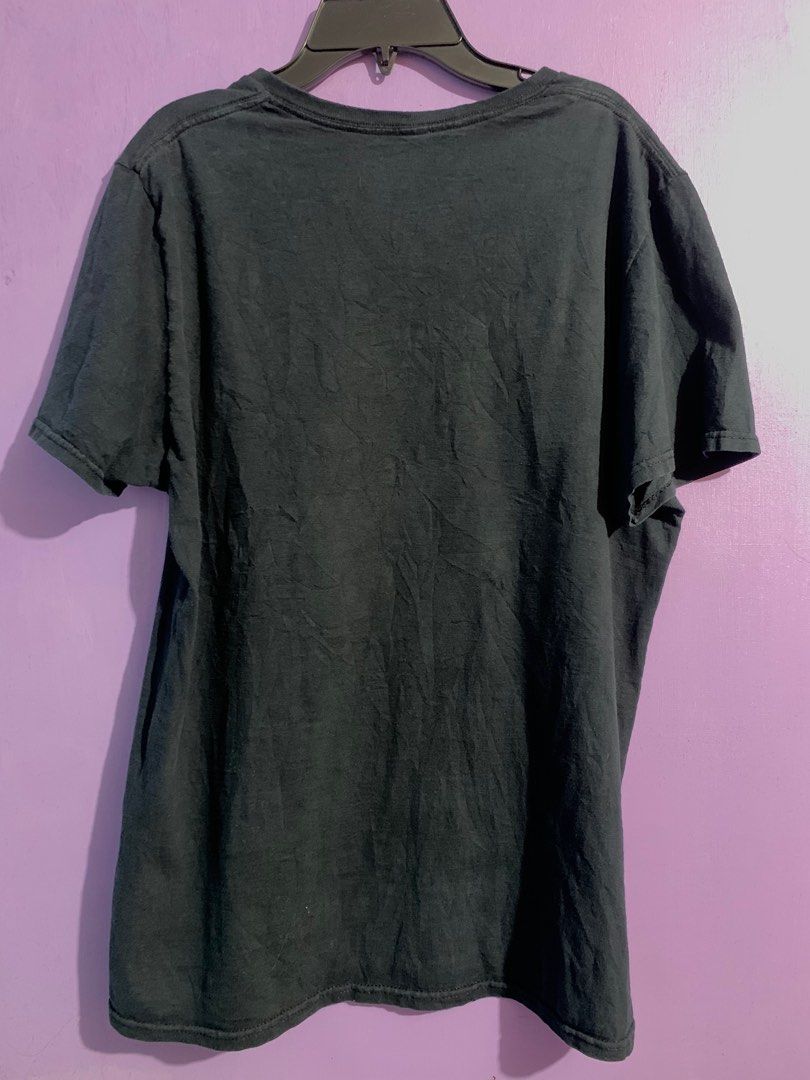 Marvel by Mad Engine Venom (purple smoke)Graphic Tee (Category: Tshirts & Polo Shirts ) located in Malabon City. Submitted by solerevolutionph (Listing ID 1386949015, Image 2). Description: 20 x 26.5 Size:Medium 8.0/10 color rate Minimal crackprints but still presentable. DM me for sure buyer. ✅GCash/Maya/BDO/ for payment. ✅Shipping thru Lalamove/Grab/J&T (shipping fee at buyer’s expense) ✅Can do meetup along Monumento,Malabon and nearby area. Th