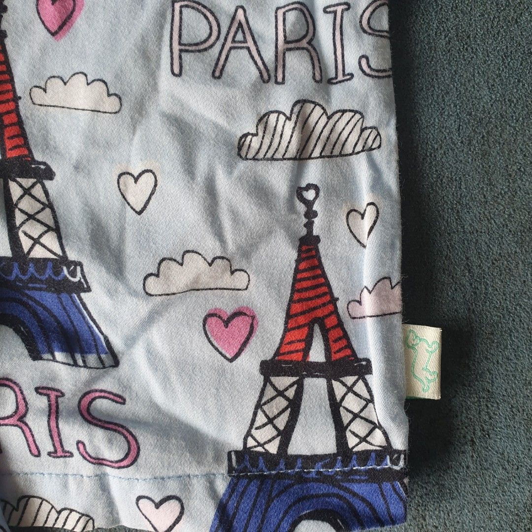 Peter Alexander Baby & Jnr Pyjama Sets (Category: Babies & Kids Fashion) located in Singapore. Submitted by pehhor (Listing ID 1386841408, Image 2). Description: - Peter Alexander pyjamas for sale. - Set 1: Blue, Paris theme, size 18/24 months. - Set 2: Grey, Harry Potter theme, size 2. - Both sets in good condition. 10 ＄ per set Thanks .