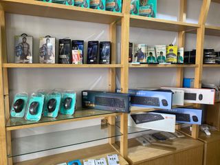 Kit inalámbrico de teclado y ratón Philips64088070690691110
