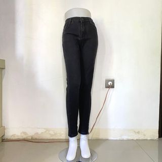 (Kategori: ) berada di . Dikirim oleh peachwear.id (ID iklan 1386830513, Gambar 1). Deskripsi: .