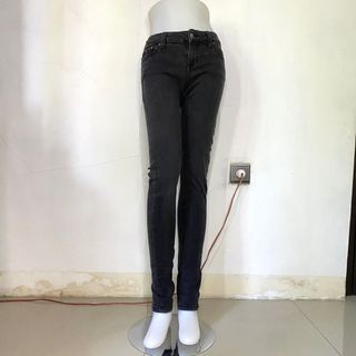 (Kategori: ) berada di . Dikirim oleh peachwear.id (ID iklan 1386831226, Gambar 1). Deskripsi: .
