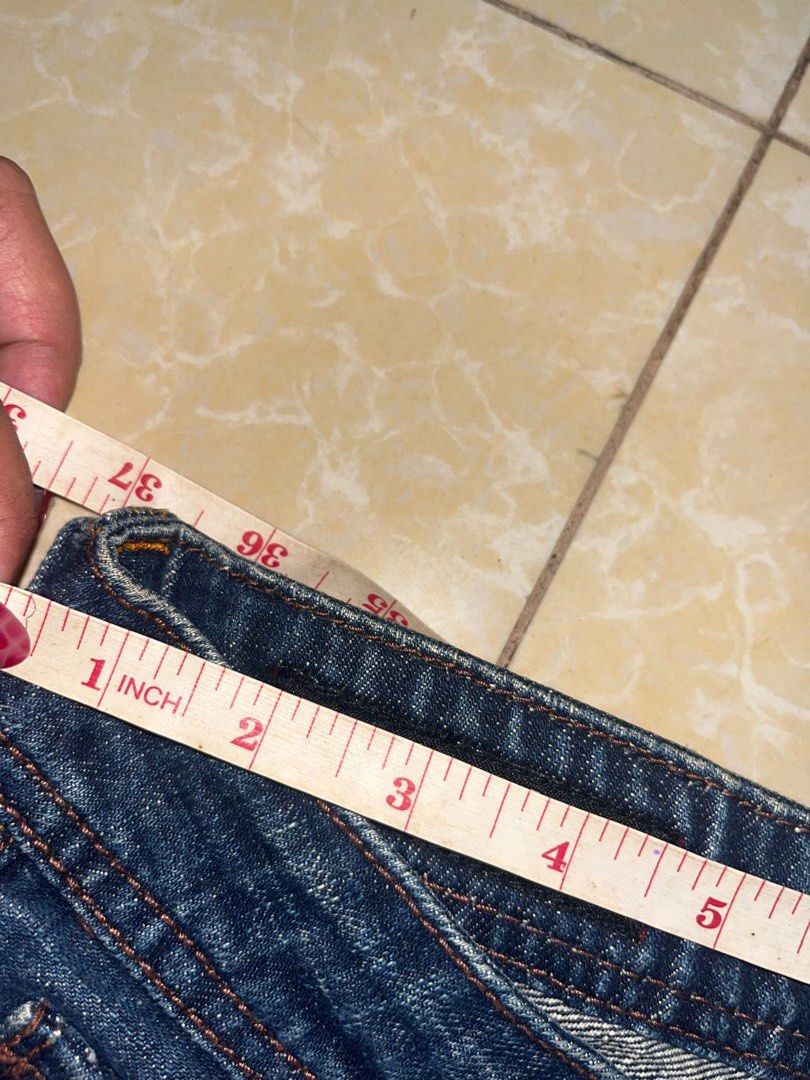 RRJ Denim Jeans Unisex (Category: Jeans) located in Manila. Submitted by sossa4 (Listing ID 1386914822, Image 3). Description: - Decluttering - Good as new - see more photos for the measurements .