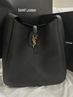 (Category: ) located in . Submitted by carrionyj (Listing ID 1386850688, Image 1). Description: .