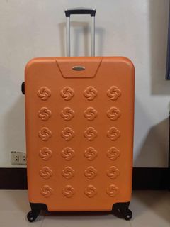 (Category: ) located in . Submitted by ligayaosjapanluggage (Listing ID 1386920775, Image 1). Description: .