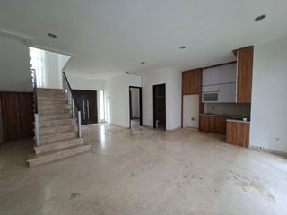 (Kategori: ) berada di . Dikirim oleh lyna_oct (ID iklan 1386856139, Gambar 1). Deskripsi: .