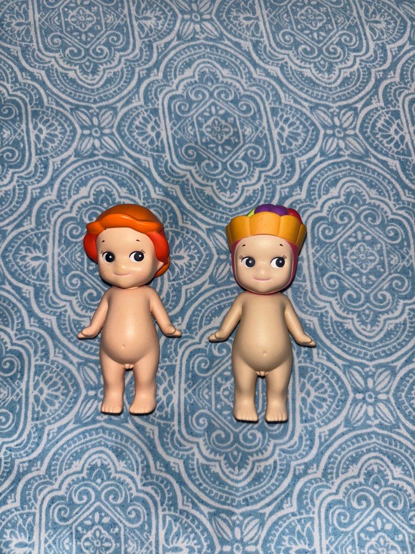 Sonny Angels - Poppy & Fruit Tart (Category: Designer & Blind Box Toys) located in Quezon City. Submitted by _yingf (Listing ID 1386789193, Image 1). Description: ☑️ Good Condition ☑️ With Box & Foil Poppy - 300 SOLD! (With small chip) Fruit Tart - 300 .
