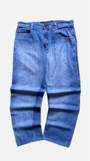 (Category: ) located in . Submitted by addz.thriftstore (Listing ID 1386910971, Image 1). Description: .