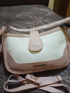(Kategori: ) berada di . Dikirim oleh riosibuya (ID iklan 1386814966, Gambar 1). Deskripsi: .