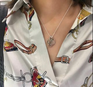 (Category: ) located in . Submitted by japanandsingaporeluxepreloved (Listing ID 1386885839, Image 1). Description: .