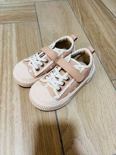 (Category: ) located in . Submitted by motherly (Listing ID 1386921190, Image 1). Description: .