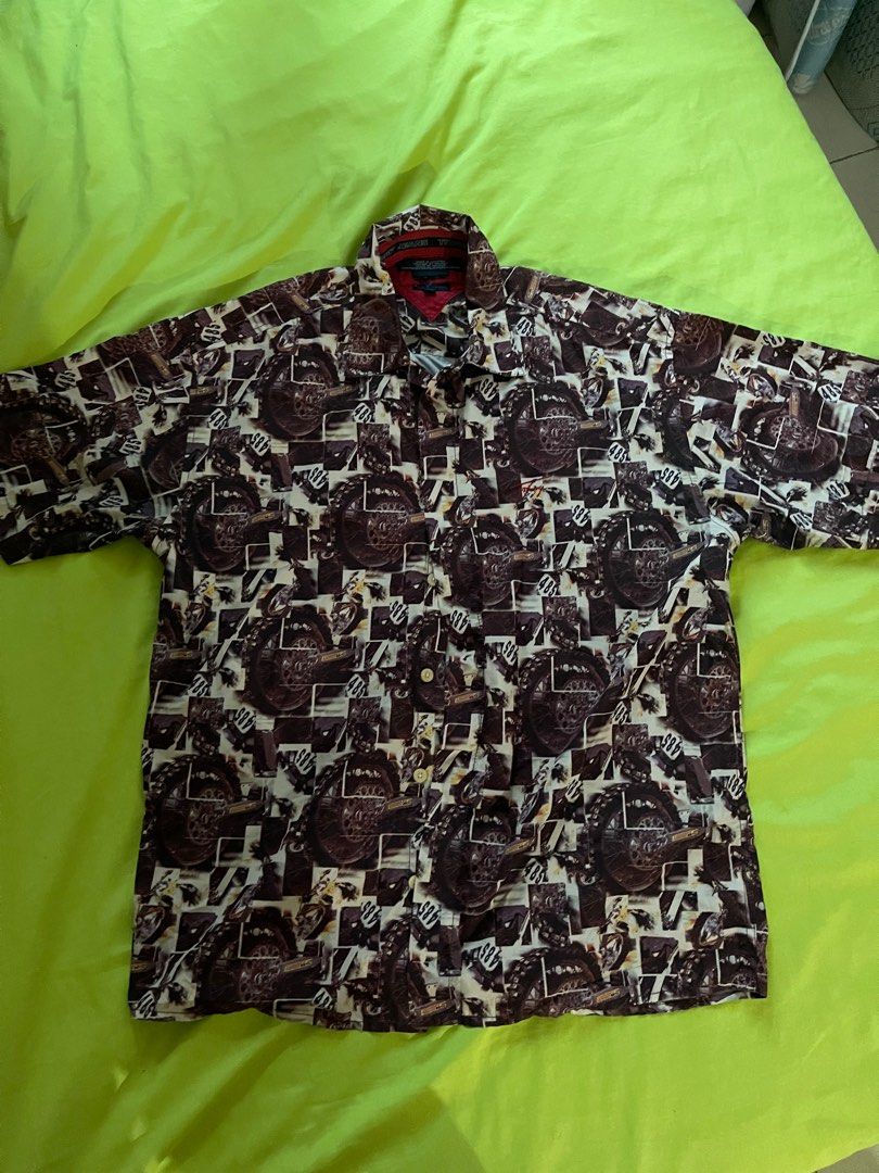 Tommy Hilfiger Vintage Polo (Category: Tshirts & Polo Shirts ) located in Manila. Submitted by madkidinside (Listing ID 1386943079, Image 2). Description: .