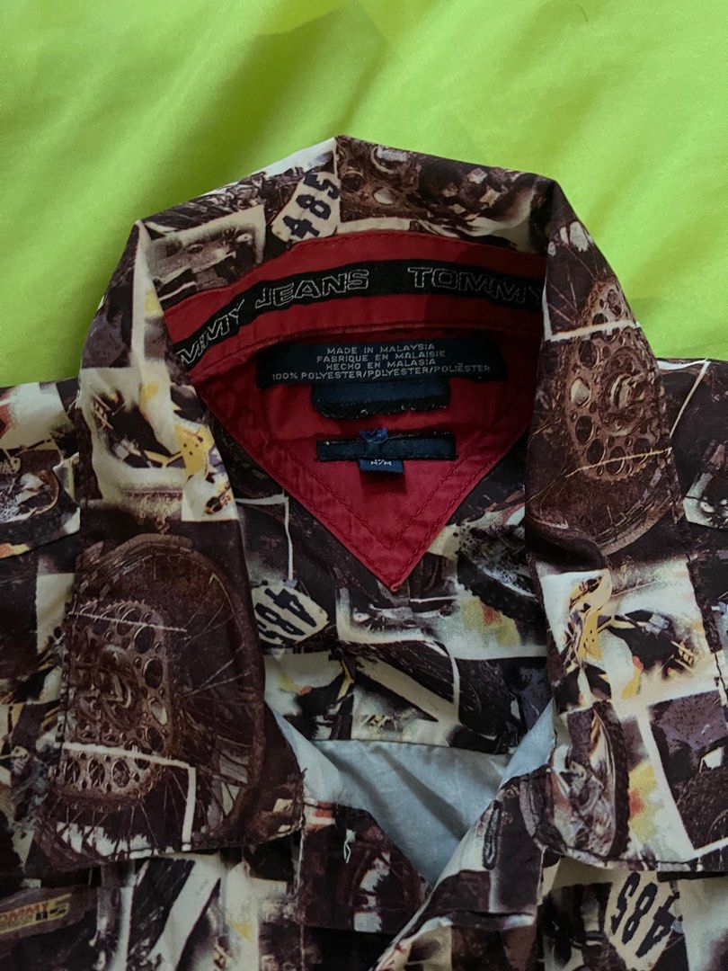 Tommy Hilfiger Vintage Polo (Category: Tshirts & Polo Shirts ) located in Manila. Submitted by madkidinside (Listing ID 1386943079, Image 3). Description: .