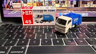 （分類：）位於 。 由 rogerseto 提交（商品編號 1386850119，圖片 1）。簡介： 。