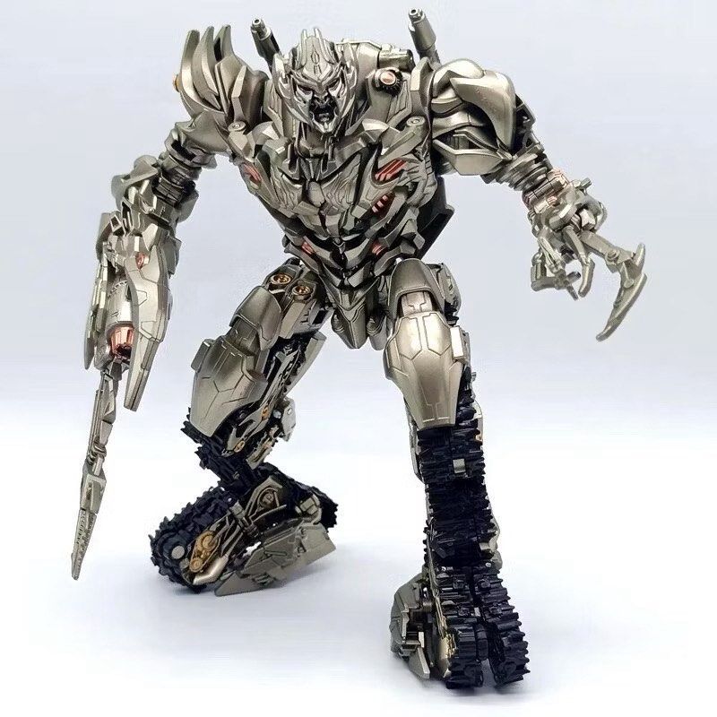Excellent Megatron Transformers BAIWEI Megatron, Hobbies & Toys, Toys & Games on Carousell