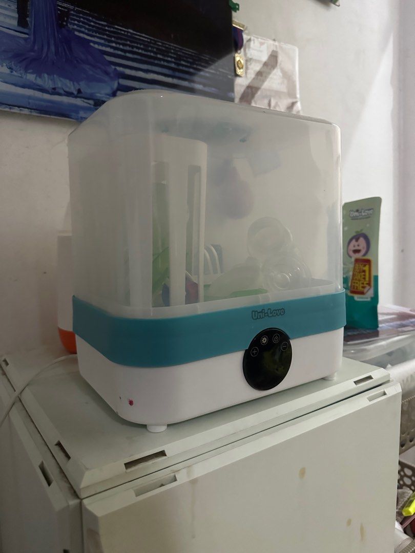 Unilove bottle sterilizer and dryer (Category: Breastfeeding & Bottle Feeding) located in Meycauayan. Submitted by meowskyy (Listing ID 1386912039, Image 1). Description: Unilove Baby bottle sterilizer and dryer Seldom used. Almost new. ✅ can be used for pacifiers and other milk accessories ✅ orig price is 2,900 ✅ sf shoulder by buyer.