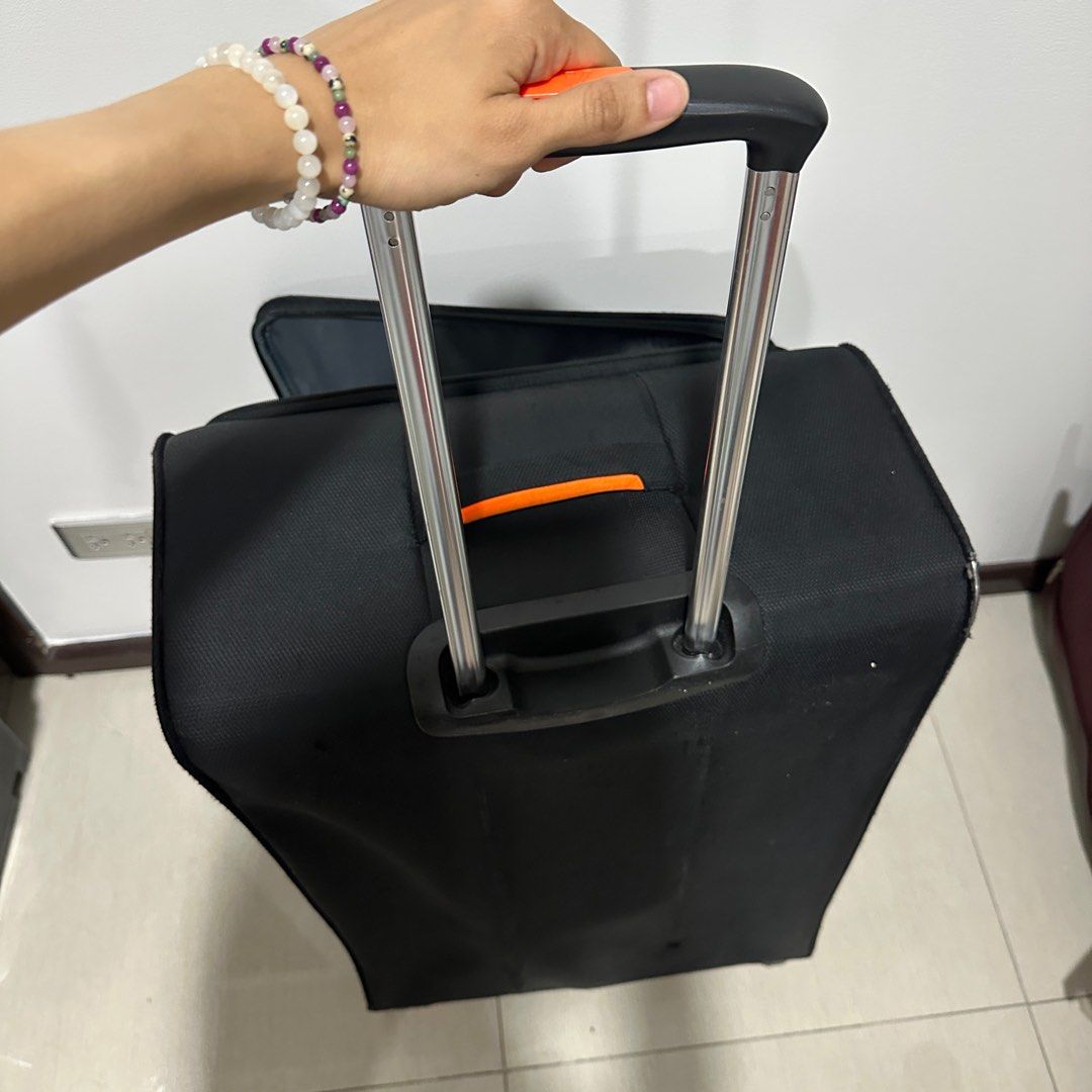 Verage super Lightweight luggage trolley large black (Category: Luggage) located in Manila. Submitted by hodlclub (Listing ID 1386911261, Image 3). Description: Well used Super lightweight Can diy repair it Was one of my favorite luggage as it’s the lightest 360 wheels Size: 76 x44x 28 cm (h x w x depth) Weight: 2.4 kg Issue: broken inner handle support ( just diy repair if you like) does not affect mobility of wheels. And then white duct tape pa