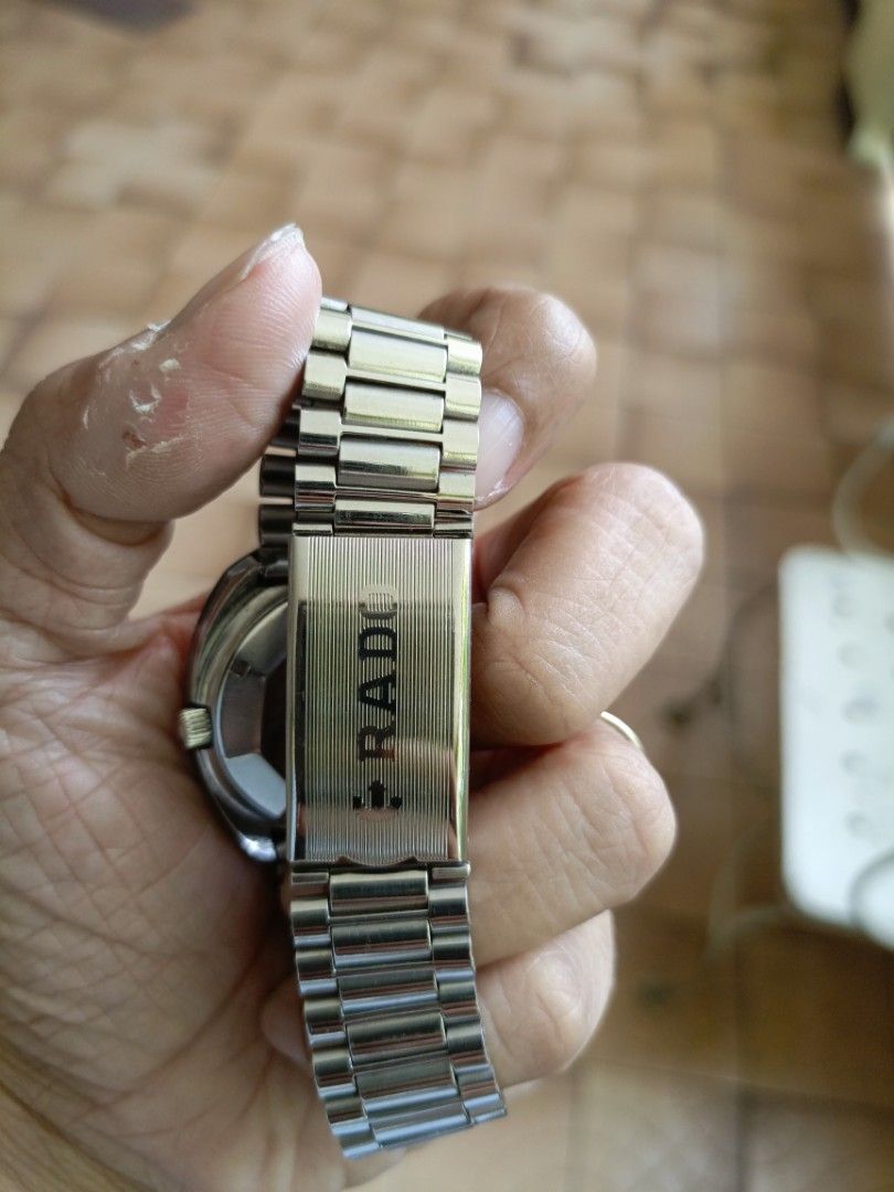 Vintage Rado diastar automatic (Category: Luxury Watches) located in Paranaque City. Submitted by timeforus (Listing ID 1386817656, Image 3). Description: good working condition.