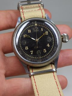 Vintage Seiko Tank 6020-5470 メンズ腕時計 Seiko 6020-5460 Gold Dial Tank Case 27x34mm Mens Quartz