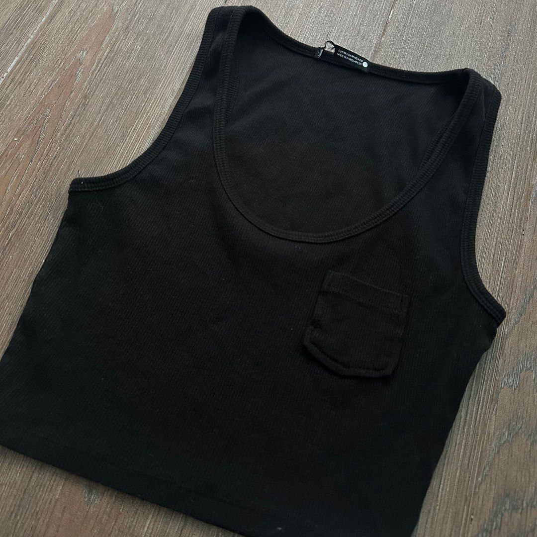 Zara Black Ribbed Crop Tank Top (Category: Sleeveless) located in Paranaque City. Submitted by ndeclutters (Listing ID 1386808131, Image 2). Description: • Labels says Medium but it can also fit XS-S frames. • Brand new and never been used. • Take note that this is just an 0verrun. RFS: Bought impulsively. Message me for more details!.
