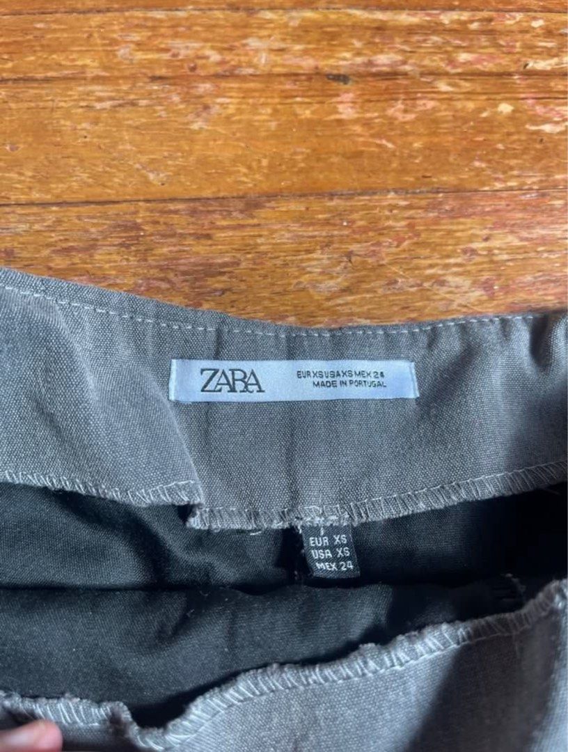 Zara Ins Gray Skirt (Category: Skirts) located in Manila. Submitted by declutterwithme101 (Listing ID 1386879615, Image 2). Description: Only used once. Same quality I have the OG one. With built in short Waist: 26-27 inches Length 12 inches Slight flaw: small loose thread at the back (see last pic) Last price posted since I’m selling them already for a very cheap price pls don’t ask for a lower price hehe :) Shipping fee thru j&t within MM: 50 p