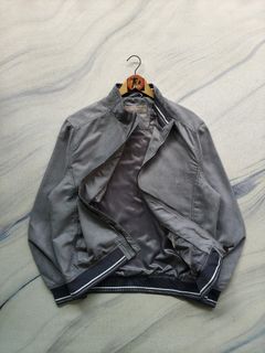 (Kategori: ) berada di . Dikirim oleh thrifting.mind (ID iklan 1386861619, Gambar 1). Deskripsi: .