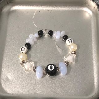 (Category: ) located in . Submitted by sniper_sells (Listing ID 1387037914, Image 1). Description: .