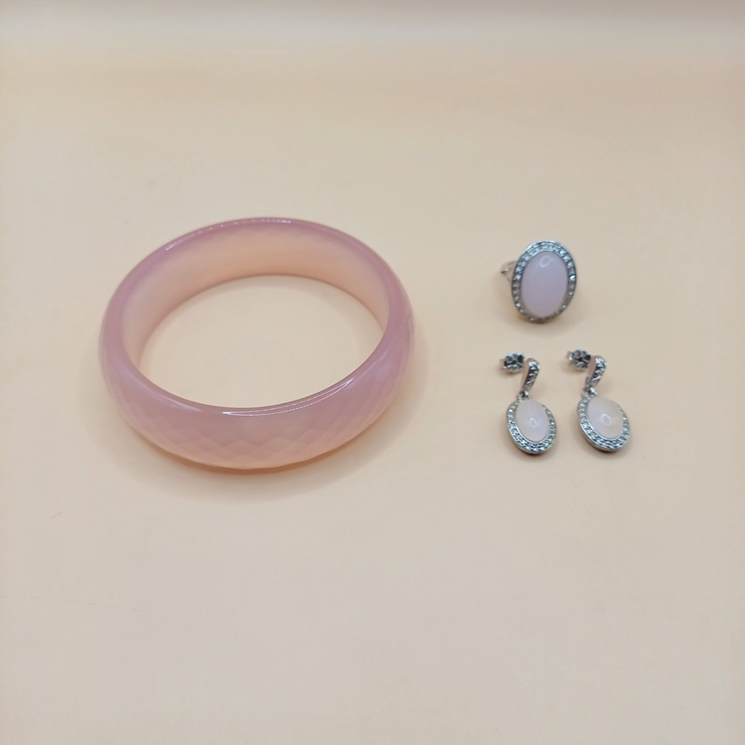 Accessories Set 75 Women #39 s Fashion Jewelry Organizers Bracelets on