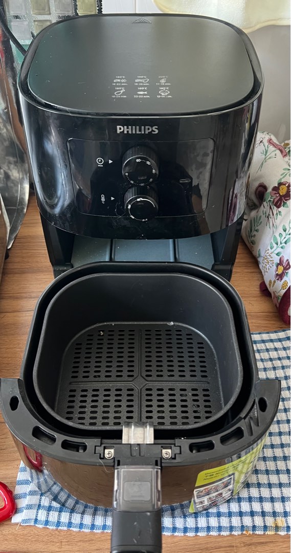 Air fryer Phillips, TV & Home Appliances, Kitchen Appliances, Fryers on ...