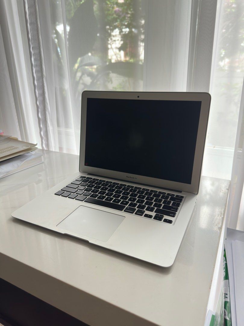 Apple Macbook Air 2017 13 inch (Category: Laptops & Notebooks) located in Paranaque City. Submitted by coffeebeanss (Listing ID 1387034796, Image 2). Description: Storage: 128 GB, Memory: 8 GB Comes with box and charger Purchased from Power Mac in 2018 and still in very good condition :).