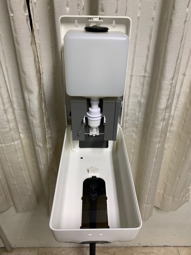 Automatic Alcohol/Soap Dispenser Brand New P990 (Category: Medical Supplies & Tools) located in Paranaque City. Submitted by seb_trading (Listing ID 1386993500, Image 3). Description: P990 CLEARANCE SALE 50% off from P1990 while supply last brand new for alcohol, soap or hand sanitizer with stand or wall mounted last price na po Paranaque area 20 units available.