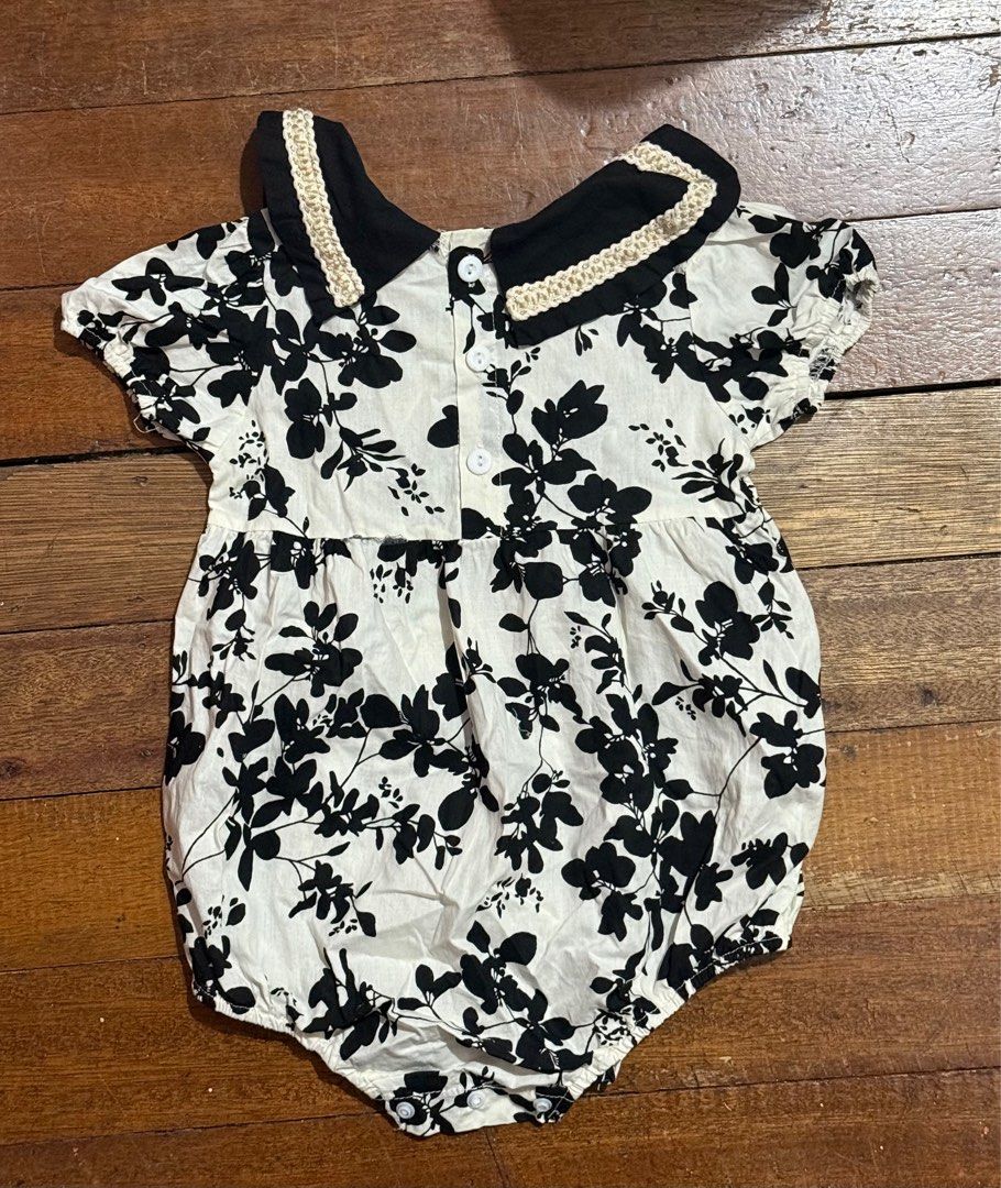 Baby Dresses (per piece or bulk) (Category: Babies & Kids Fashion) located in Quezon City. Submitted by chi_declutters (Listing ID 1387078791, Image 2). Description: Please read: Size: 9-12mons, 12-18mons, 12-24mons 150 pesos per piece 125 pesos if 3 pieces 100 pesos if 5 above Brand: Mix, SM dept store brands and online shops RFS: need space for new clothes, all clothes are washed and stored properly .