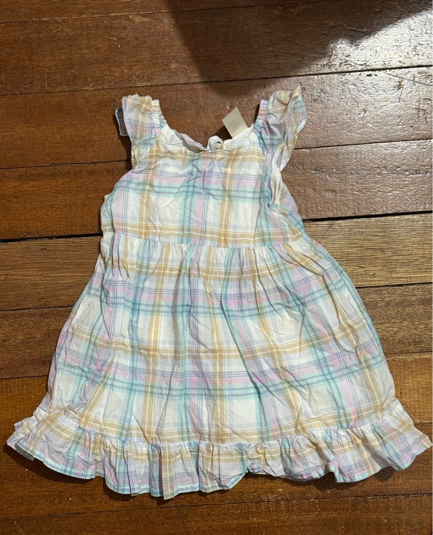 Baby Dresses (per piece or bulk) (Category: Babies & Kids Fashion) located in Quezon City. Submitted by chi_declutters (Listing ID 1387078791, Image 3). Description: Please read: Size: 9-12mons, 12-18mons, 12-24mons 150 pesos per piece 125 pesos if 3 pieces 100 pesos if 5 above Brand: Mix, SM dept store brands and online shops RFS: need space for new clothes, all clothes are washed and stored properly .