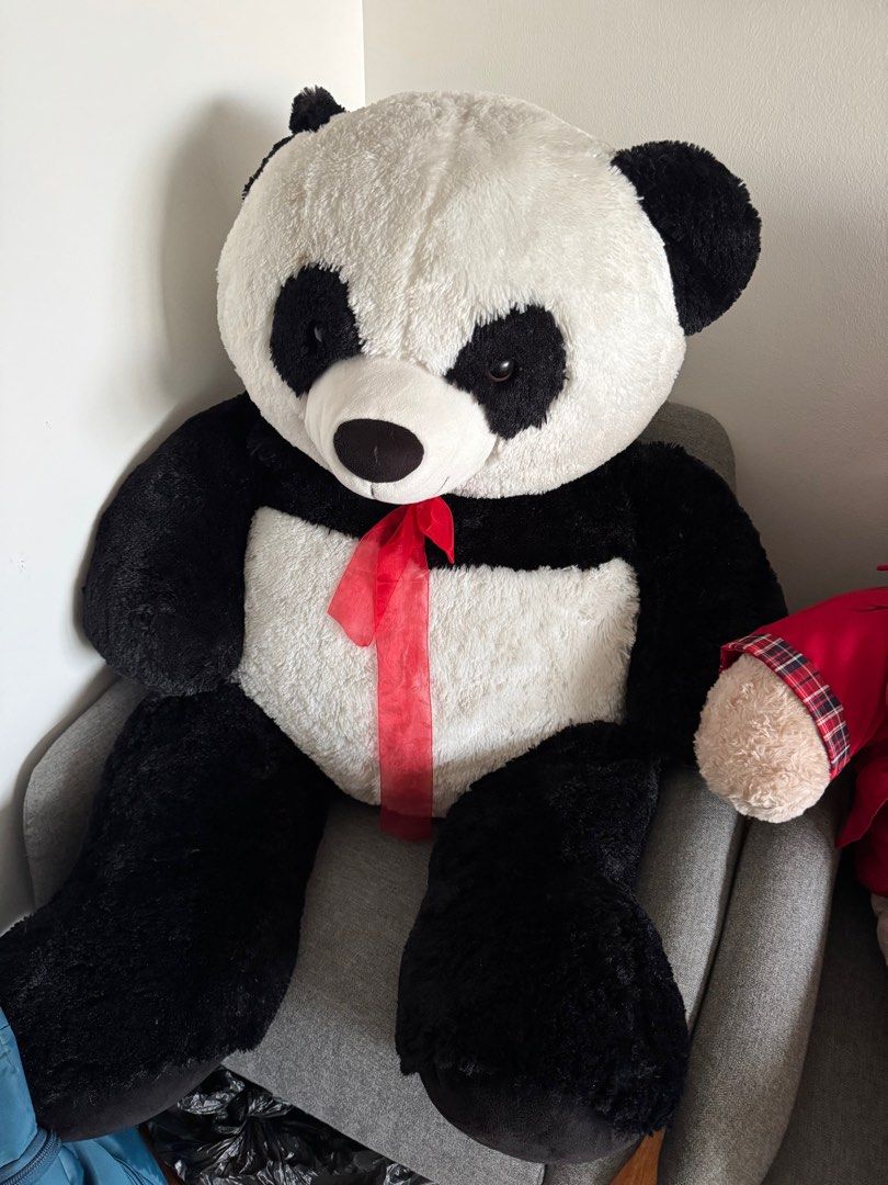 Big size Teddy Bear and Panda (Category: Plushies & Soft Toys) located in Quezon City. Submitted by catandconnerstuff (Listing ID 1387157087, Image 1). Description: .