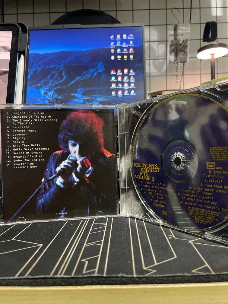 Bob Dylan’s Greatest Hits Vol’3 (Category: Vinyls) located in Manila. Submitted by luci.974 (Listing ID 1387076450, Image 3). Description: .