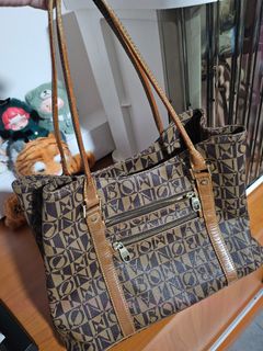(Category: ) located in . Submitted by janiceng00 (Listing ID 1386976465, Image 1). Description: .