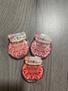 由 impenguin (刊登 ID 1387073426，圖片 1) 提交，位於 的 (類別：)，說明：。