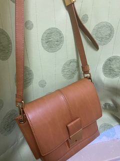Charles & Keith Shoulder Bag64240751674499110