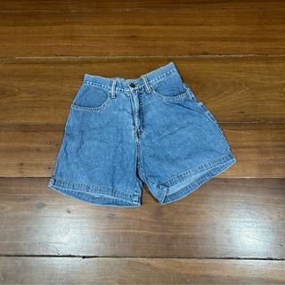 (Category: ) located in . Submitted by stefigoods (Listing ID 1387087876, Image 1). Description: .