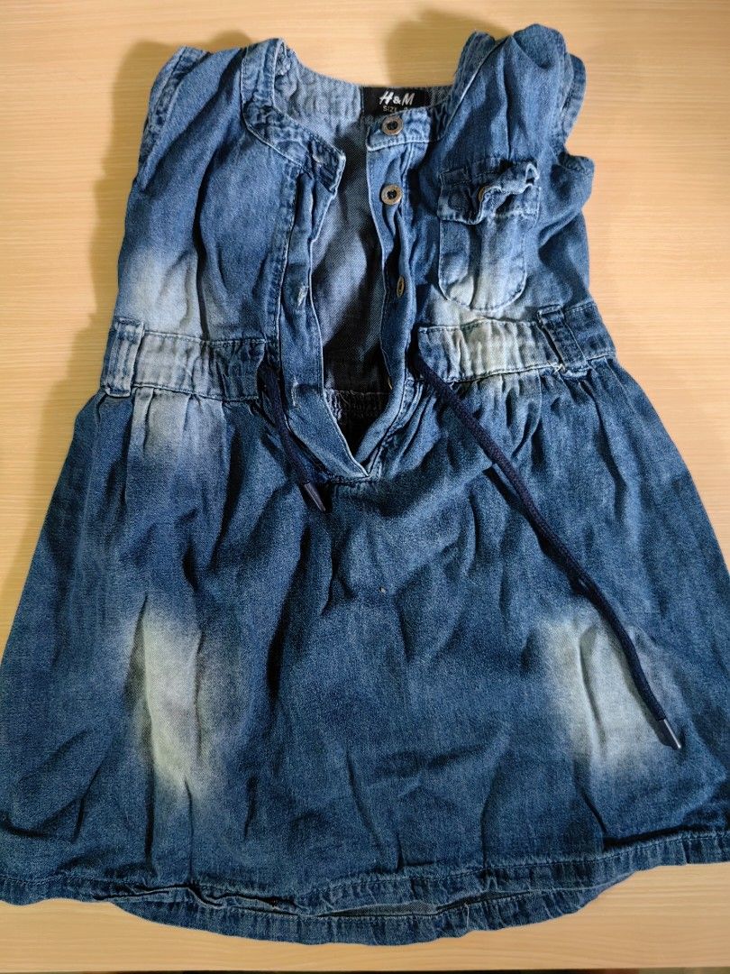 Dress Cardigan Bundle (3-4yrs) (Category: Babies & Kids Fashion) located in Pasig City. Submitted by m.eze (Listing ID 1386968001, Image 2). Description: .