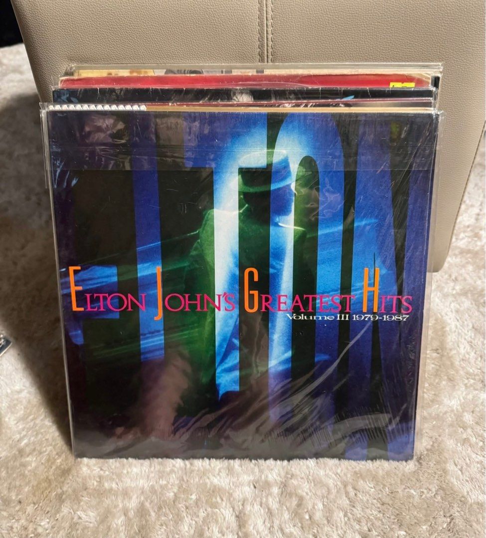 Elton Johns Greatest Hits Vinyl (Category: Vinyls) located in Iloilo. Submitted by ja2234 (Listing ID 1387115968, Image 1). Description: .